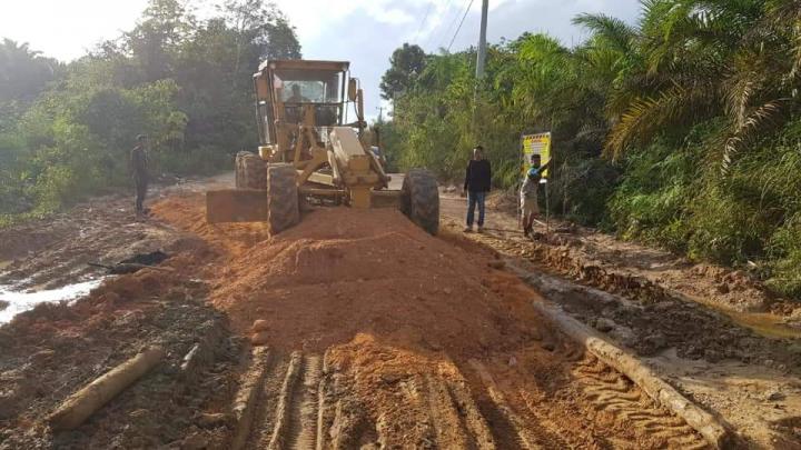 Dinas PKPP Riau Perbaikan Jalan Lubuk Agung – Batu Sasak